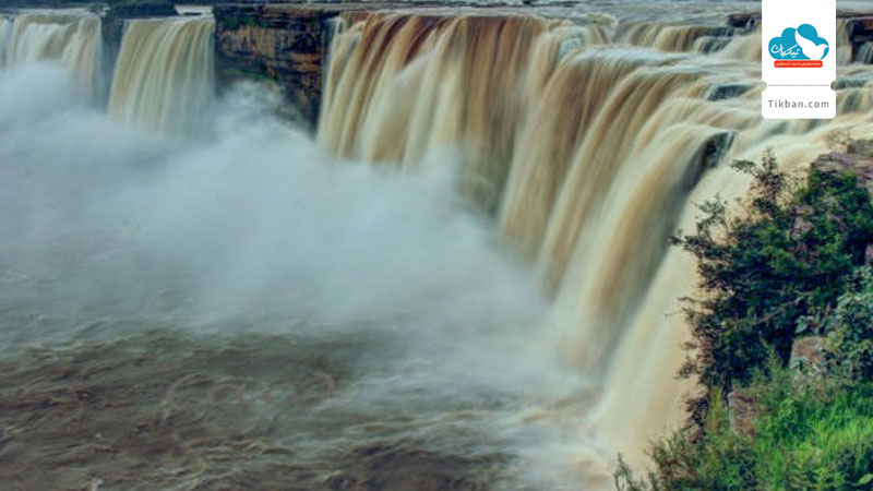 Chitrakote-Falls,-Chhattisgarh,-India-01