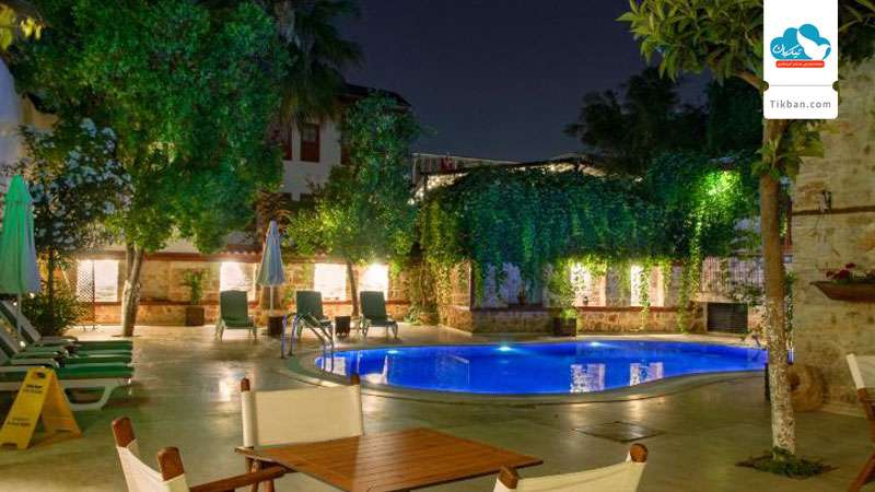 White-Garden-Hotel