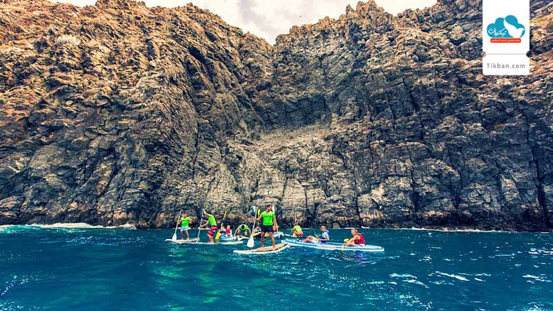 Kayak-tour-along-00