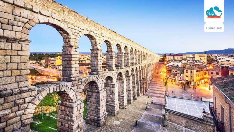 Aqueduct-of-Segovia,-Spain