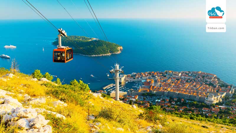Dubrovnik-Cable-Car,-Croatia0