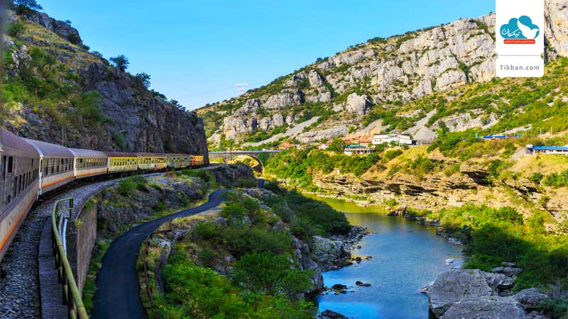 London-to-Fort-William-on-the-Caledonian-Sleeper0,-UK